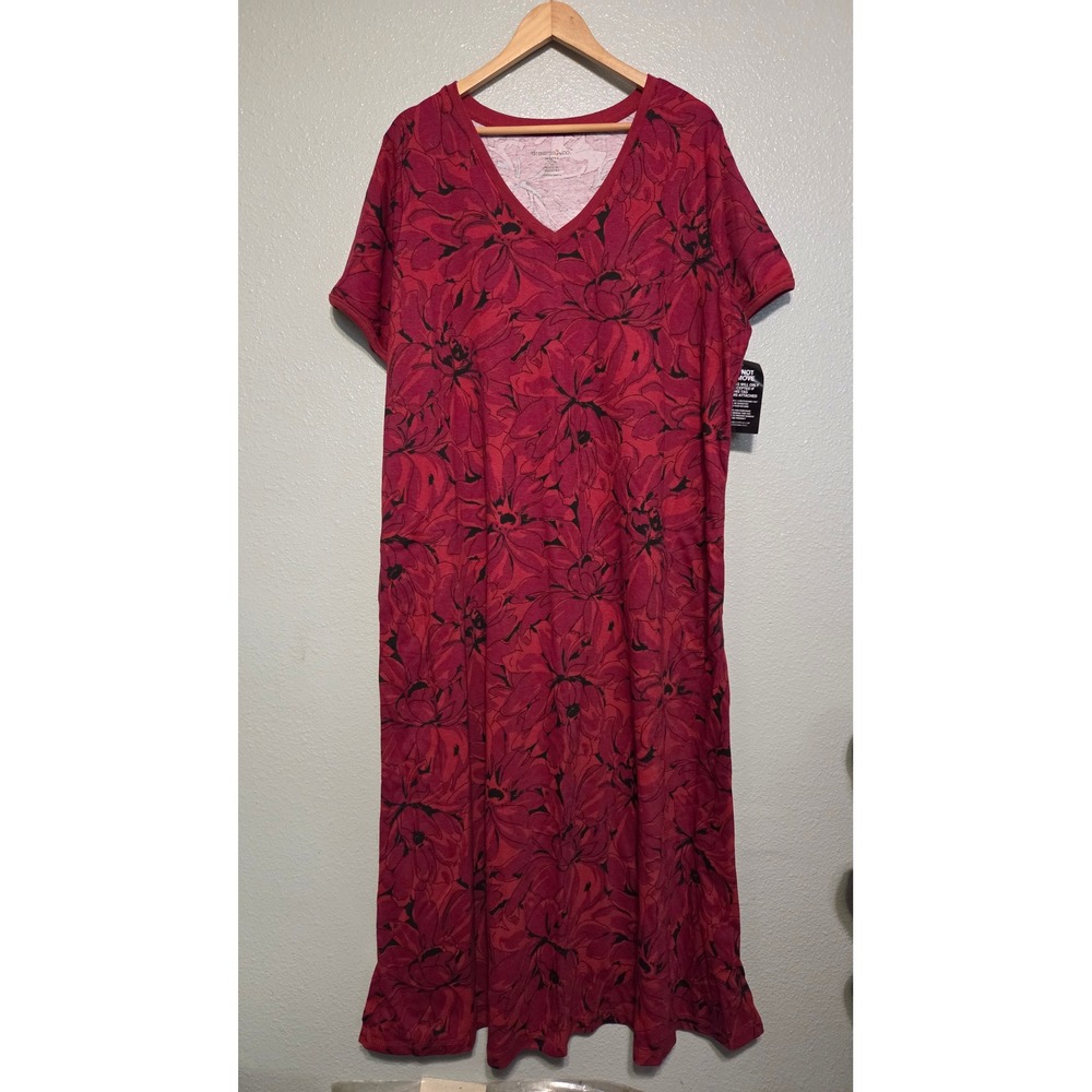 Dreams & Co 1X NWT Floral Maxi Nightgown Lounge Dress Pockets Dark Romantic